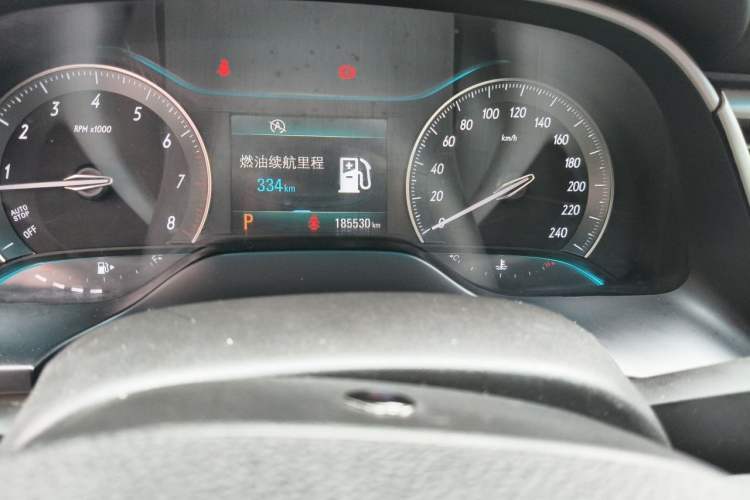 Used Buick GT 2017 15N Automatic Elite Version Odometer Close Up