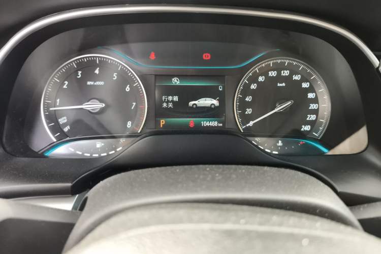 Used Buick GT 2017 15N Automatic Elite Version Odometer Close Up