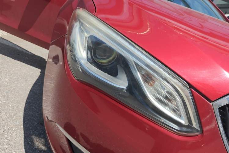 Used Buick GT 2017 15N Automatic Elite Version Right Front Headlight