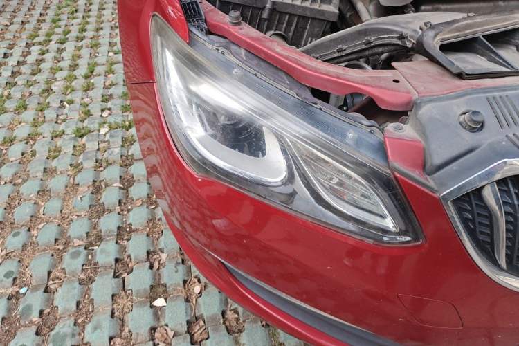 Used Buick GT 2017 15N Automatic Deluxe Edition Right Front Headlight