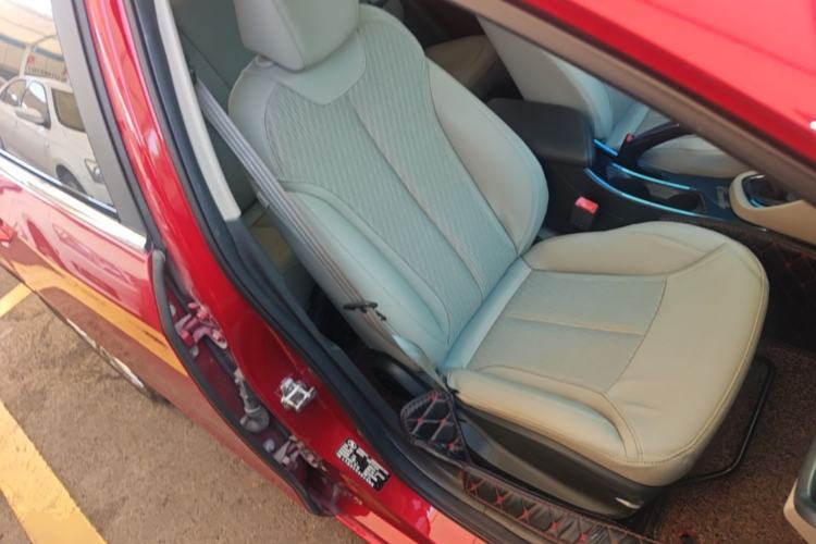 Used Buick GT 2017 15N Manual Elite Version Right Front Seat