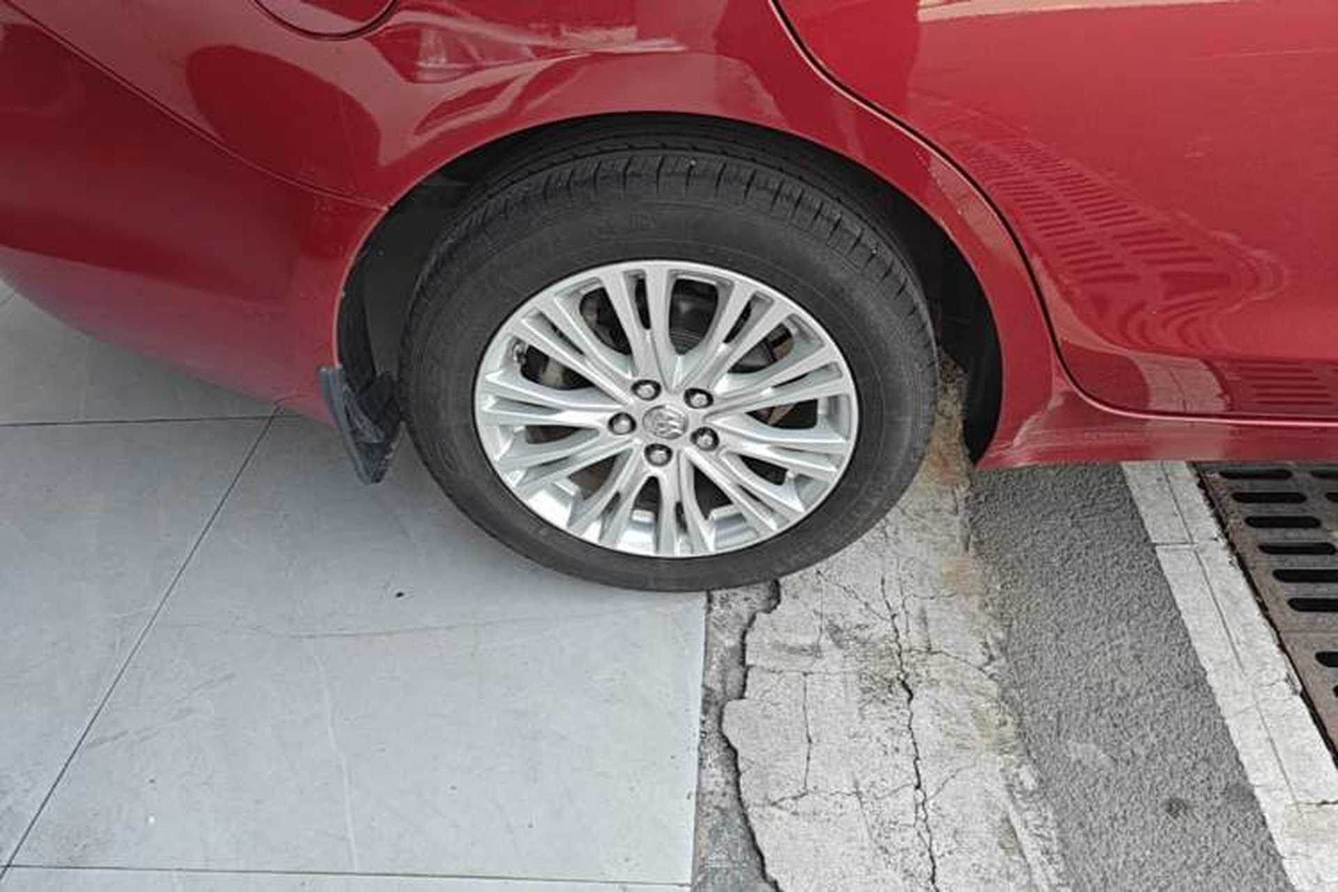 Used Buick GT 2017 15N Automatic Elite Version Right Rear Wheel Hub