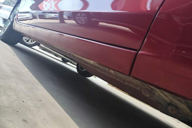 Used Buick GT 2017 15N Automatic Deluxe Edition Right Side Sill