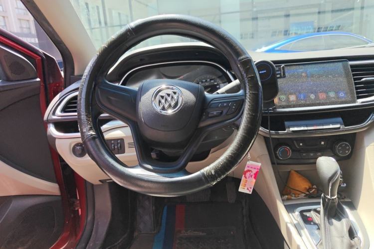Used Buick GT 2017 15N Automatic Elite Version Steering Wheel