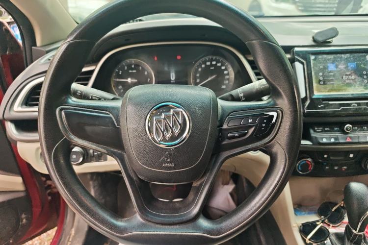 Used Buick GT 2017 15N Automatic Elite Version Steering Wheel