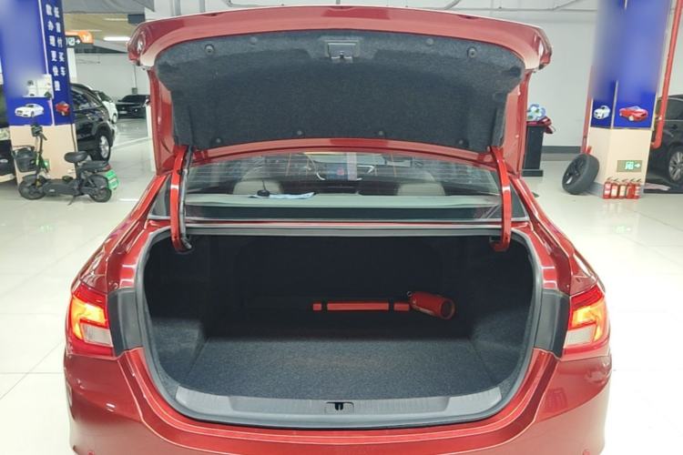 Used Buick GT 2017 15N Automatic Entry-Level Trim Trunk