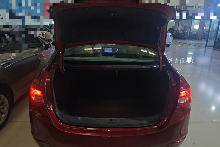 Used Buick GT 2017 15N Automatic Elite Version Trunk