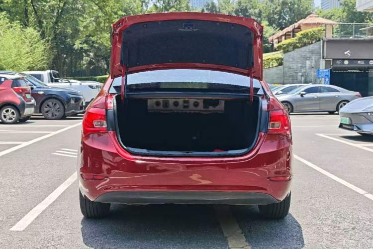Used Buick GT 2017 15N Automatic Deluxe Edition Trunk