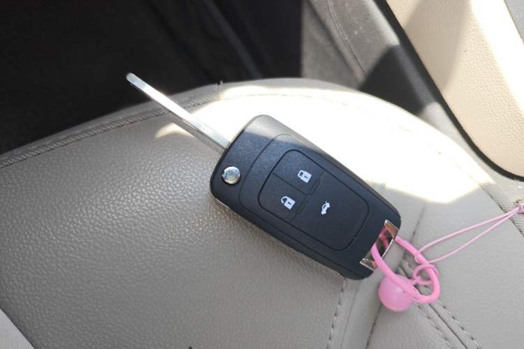Used Buick GT 2017 15N Automatic Elite Version Vehicle Key