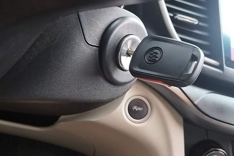 Used Buick GT 2017 15N Automatic Elite Version Vehicle Key