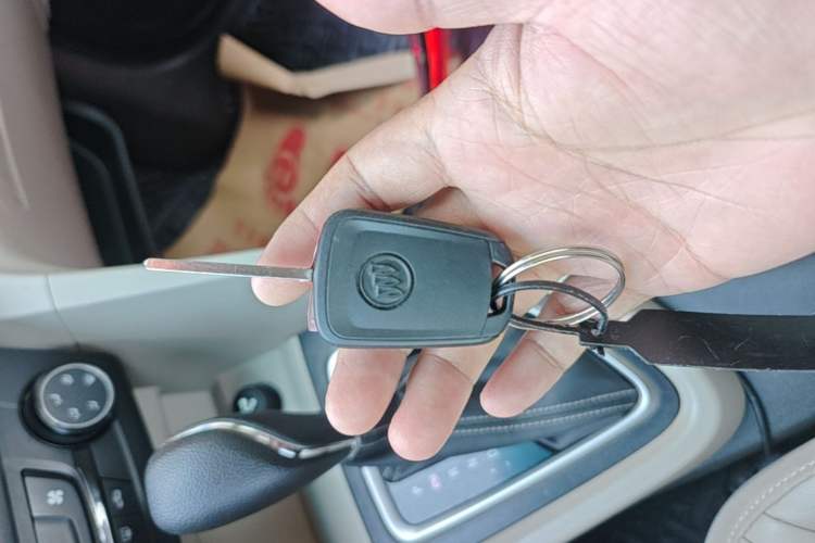 Used Buick GT 2017 15N Automatic Elite Version Vehicle Key