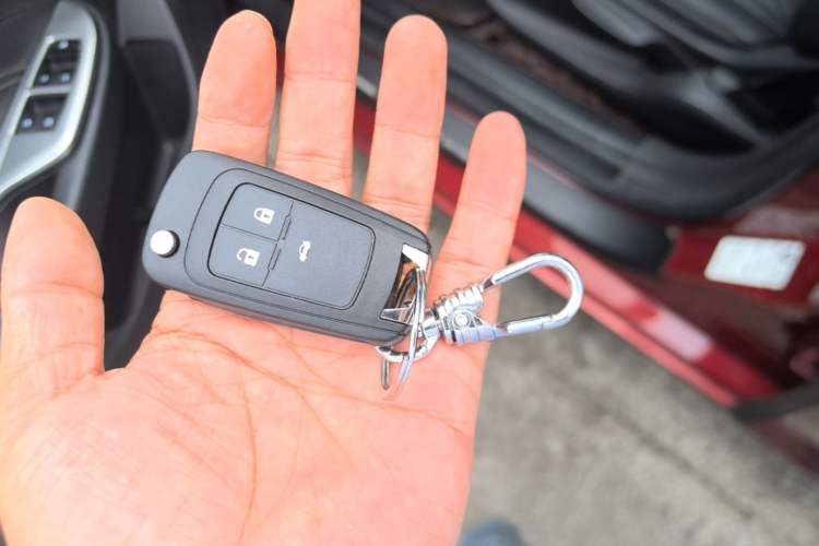 Used Buick GT 2017 15N Automatic Deluxe Edition Vehicle Key
