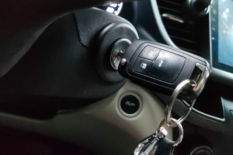 Used Buick GT 2017 15N Automatic Elite Version Vehicle Key