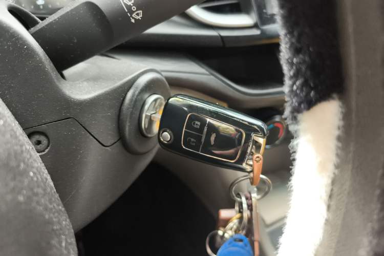 Used Buick GT 2017 15N Automatic Elite Version Vehicle Key