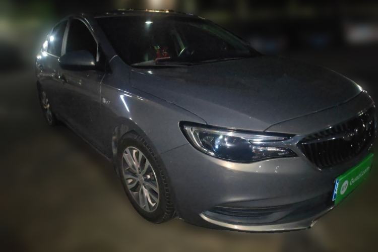 Used Buick GT 2017 18T Dual-Clutch Elite Model Front Right 45 Deg