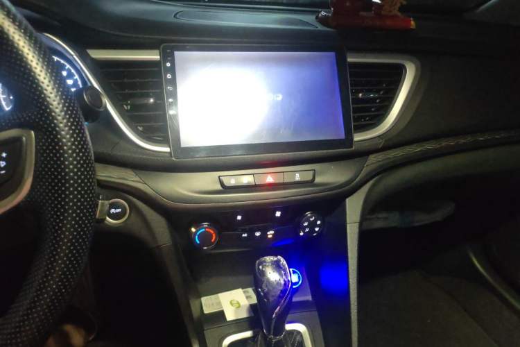 Used Buick GT 2017 18T Dual-Clutch Elite Model Gear Lever