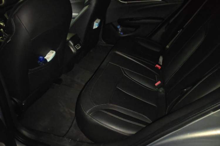 Used Buick GT 2017 18T Dual-Clutch Elite Model Left Rear Seat