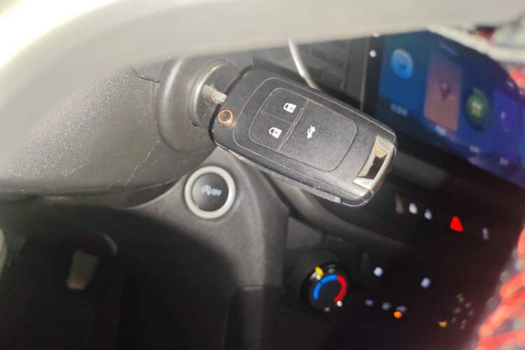 Used Buick GT 2017 18T Dual-Clutch Elite Model Vehicle Key