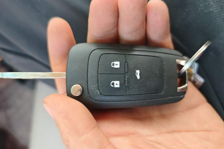 Used Buick GT 2017 15N Automatic Elite Version Vehicle Key