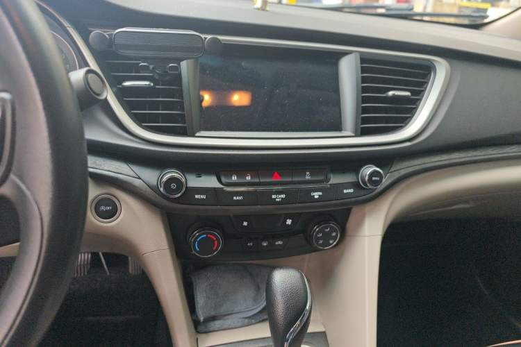 Used Buick GT 2017 15N Automatic Entry-Level Trim Audio And AC Panel