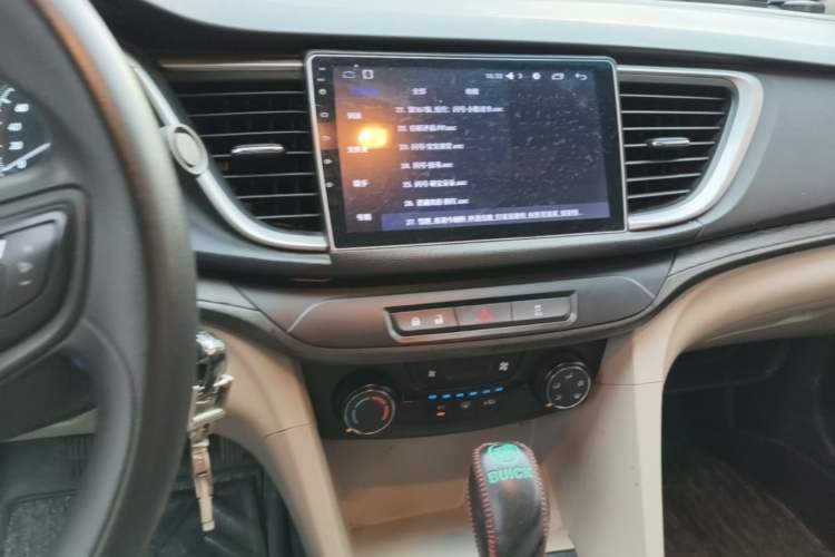 Used Buick GT 2017 15N Automatic Elite Version Audio And AC Panel