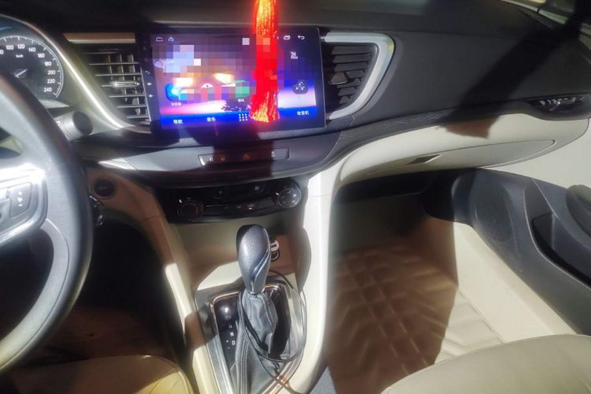 Used Buick GT 2017 15N Automatic Elite Version Audio And AC Panel