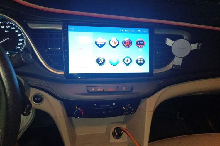 Used Buick GT 2017 15N Manual Elite Version Audio And AC Panel