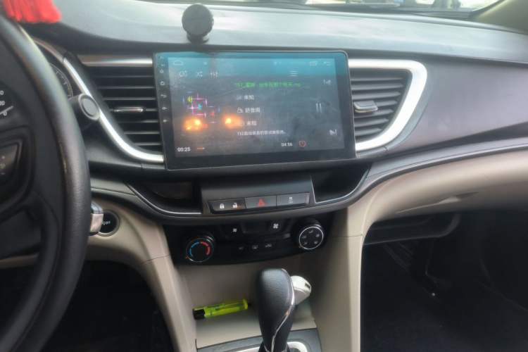 Used Buick GT 2017 15N Automatic Elite Version Audio And AC Panel