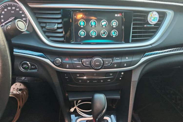 Used Buick GT 2017 15N Automatic Deluxe Edition Audio And AC Panel