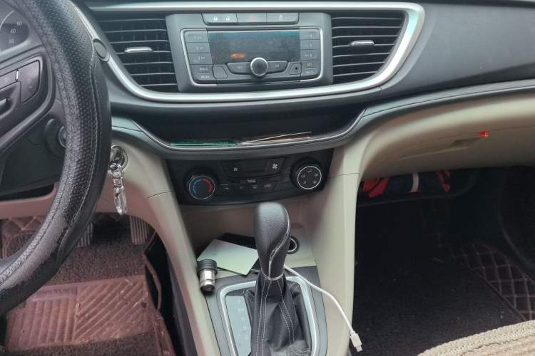Used Buick GT 2017 15N Automatic Entry-Level Trim Audio And AC Panel