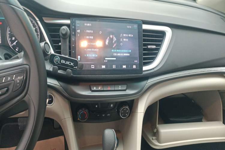 Used Buick GT 2017 15N Automatic Entry-Level Trim Audio And AC Panel