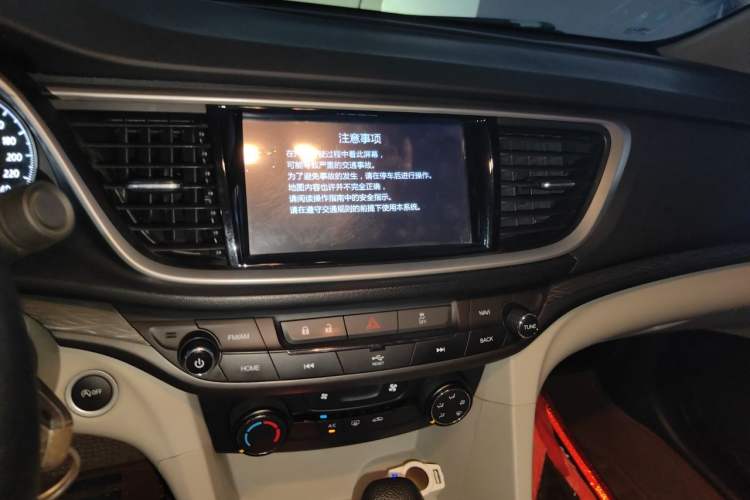 Used Buick GT 2017 15N Automatic Elite Version Audio And AC Panel