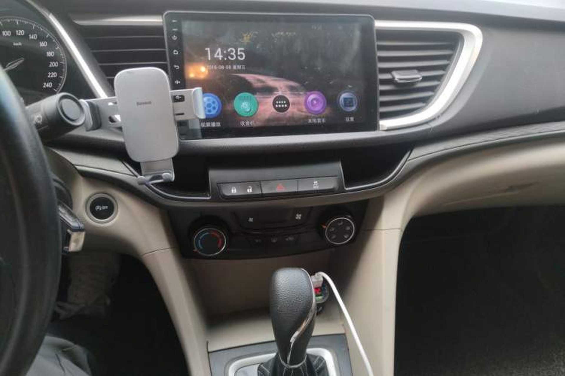 Used Buick GT 2017 15N Automatic Elite Version Audio And AC Panel