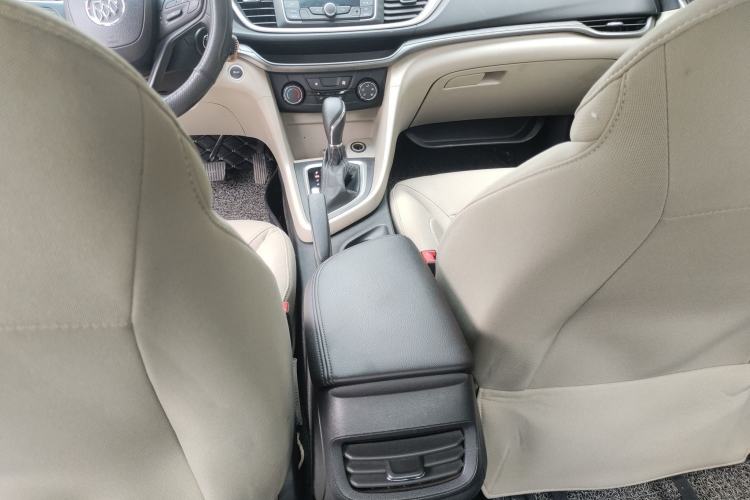 Used Buick GT 2017 15N Automatic Entry-Level Trim Audio And AC Panel