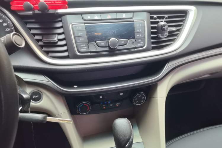 Used Buick GT 2017 15N Automatic Entry-Level Trim Audio And AC Panel