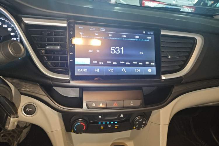 Used Buick GT 2017 15N Automatic Elite Version Audio And AC Panel