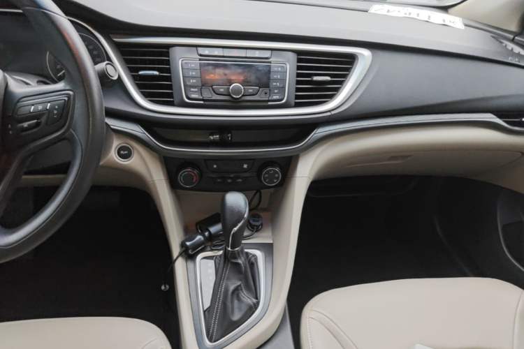 Used Buick GT 2017 15N Automatic Entry-Level Trim Audio And AC Panel