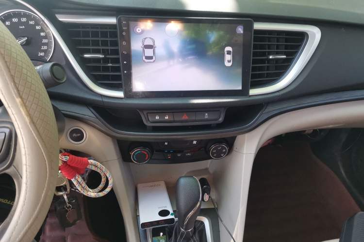 Used Buick GT 2017 15N Automatic Elite Version Audio And AC Panel