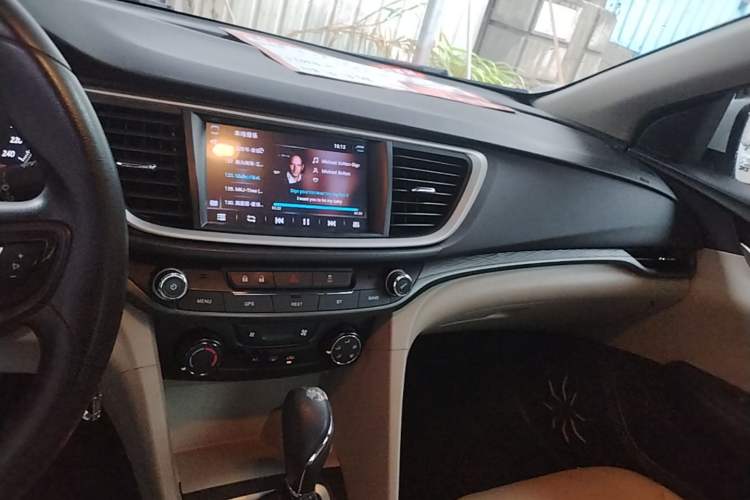 Used Buick GT 2017 15N Automatic Entry-Level Trim Audio And AC Panel