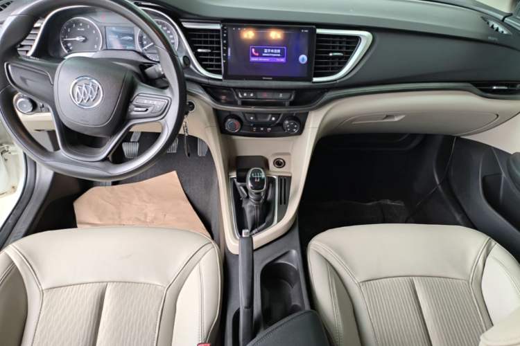 Used Buick GT 2017 15N Manual Elite Version Audio And AC Panel
