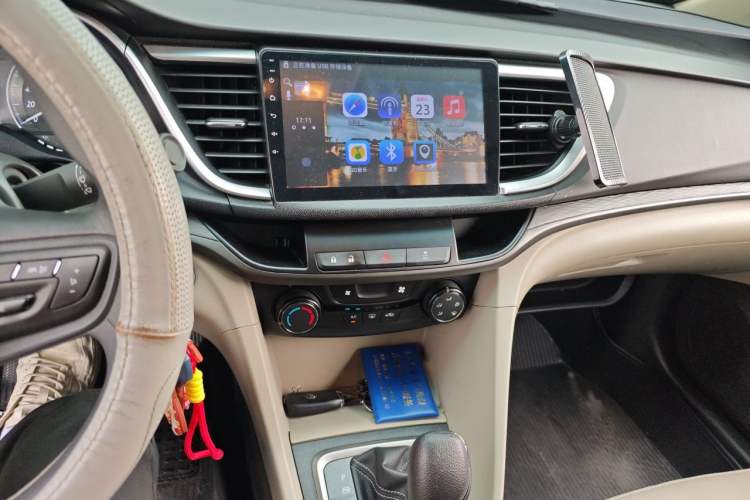 Used Buick GT 2017 15N Automatic Elite Version Audio And AC Panel