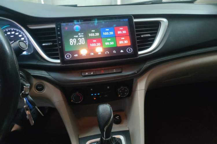 Used Buick GT 2017 15N Automatic Elite Version Audio And AC Panel