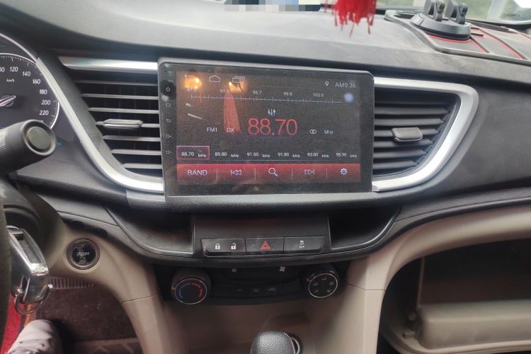 Used Buick GT 2017 15N Automatic Elite Version Audio And AC Panel