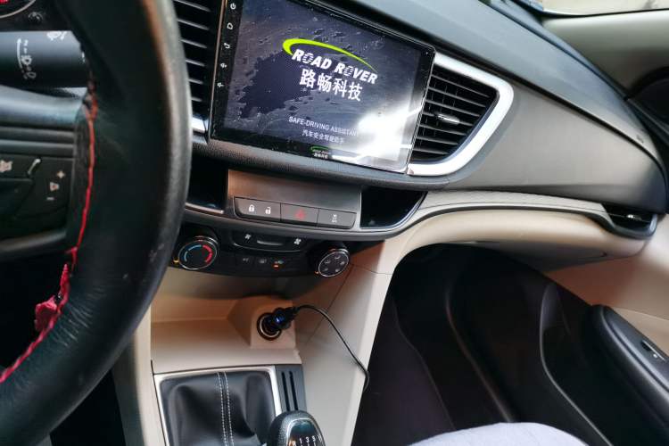 Used Buick GT 2017 15N Manual Entry-Level Trim Audio And AC Panel