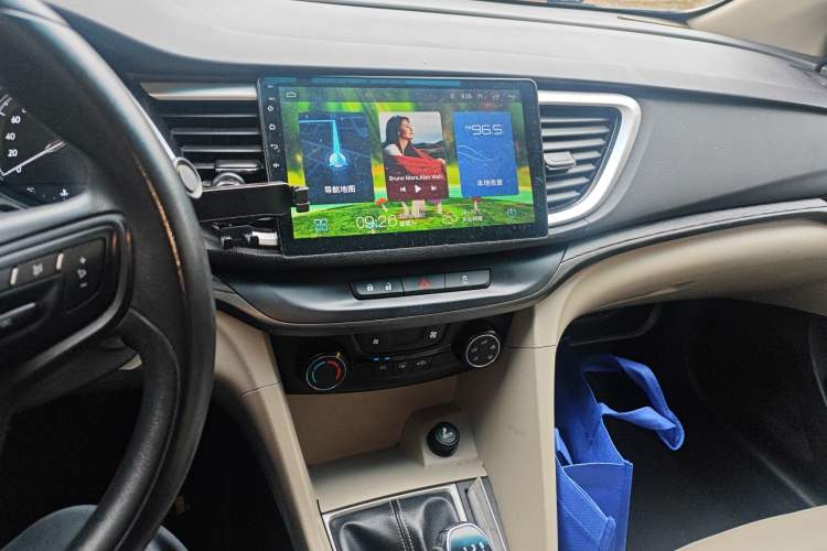 Used Buick GT 2017 15N Manual Elite Version Audio And AC Panel
