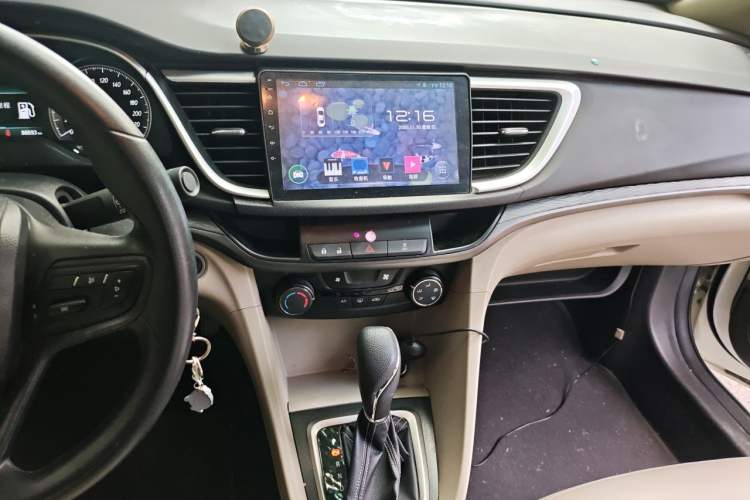 Used Buick GT 2017 15N Automatic Elite Version Audio And AC Panel