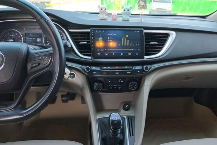 Used Buick GT 2017 15N Manual Elite Version Audio And AC Panel
