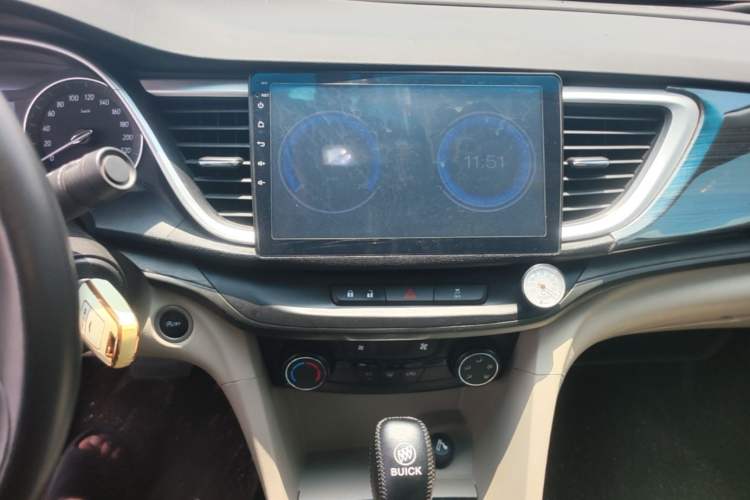 Used Buick GT 2017 15N Automatic Elite Version Audio And AC Panel