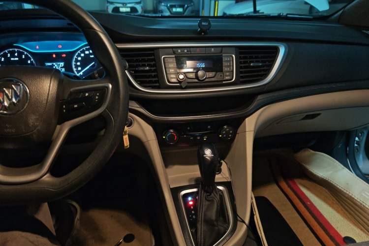 Used Buick GT 2017 15N Automatic Entry-Level Trim Audio And AC Panel