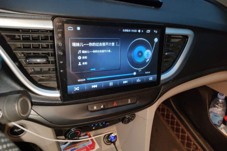 Used Buick GT 2017 15N Manual Elite Version Audio And AC Panel